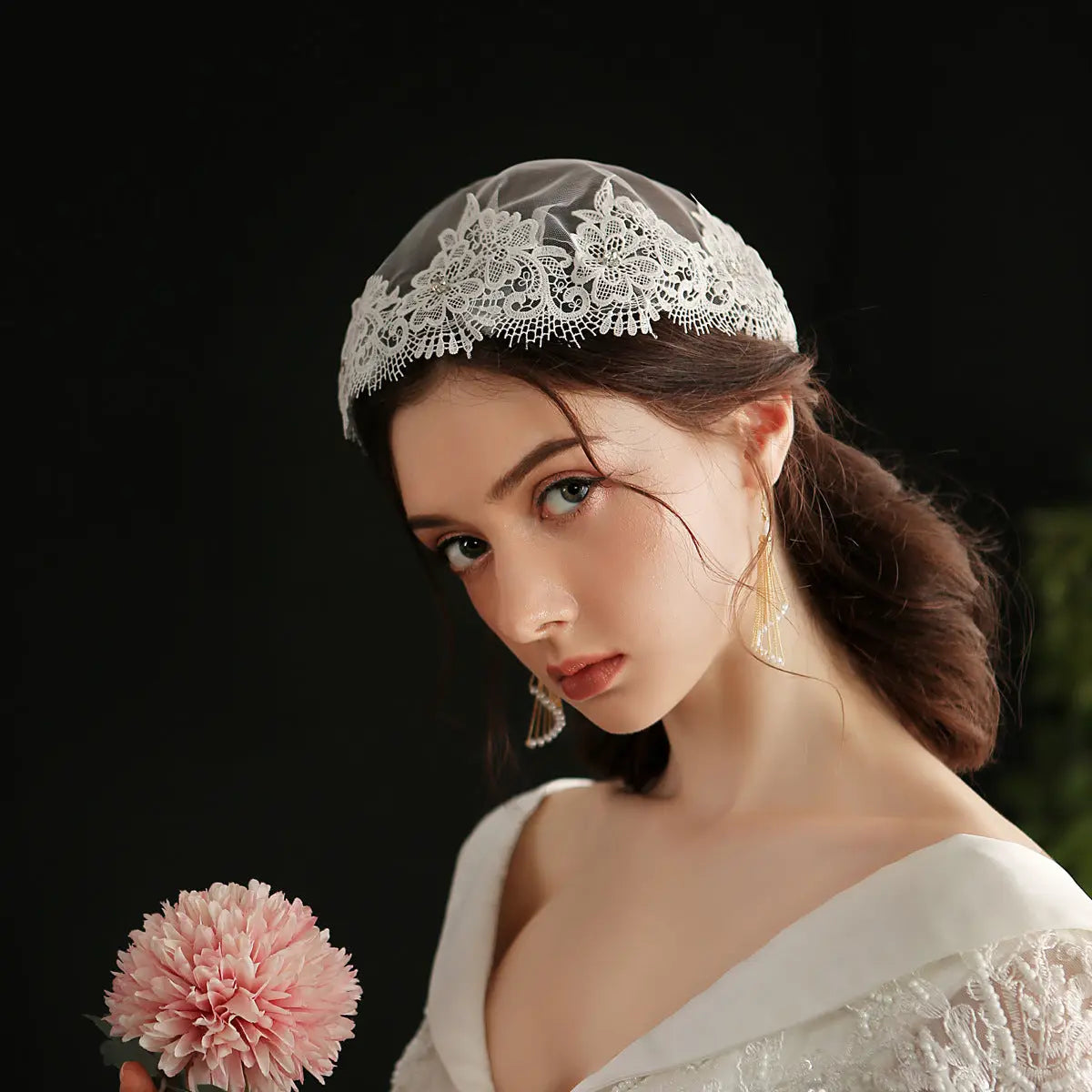 Exquisite Lace Edging Flower Hat Bridal Veil | Sweet Wedding Dress Accessory - Nuriyya Bridal Accessories LLC