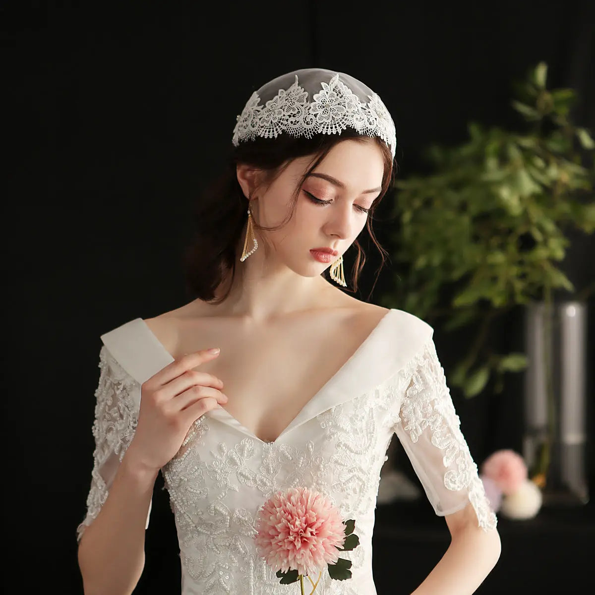 Exquisite Lace Edging Flower Hat Bridal Veil | Sweet Wedding Dress Accessory - Nuriyya Bridal Accessories LLC