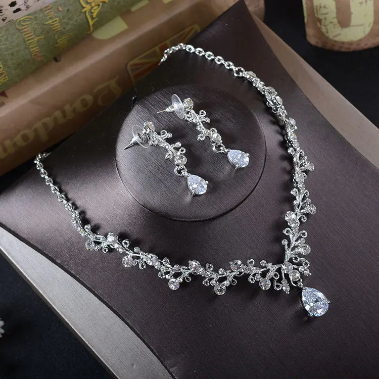 Elegant Korean Bridal Jewelry Set – Rhinestone Necklace, Earrings & Tiara - Nuriyya Bridal Accessories LLC