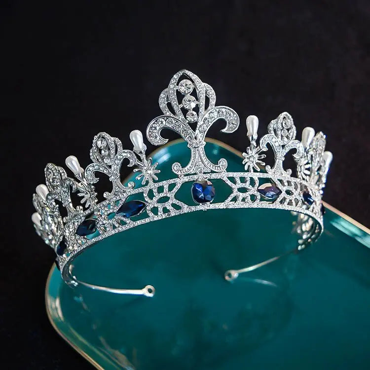 Elegant European Queen Retro Crystal Bridal Crown - Nuriyya Bridal Accessories LLC