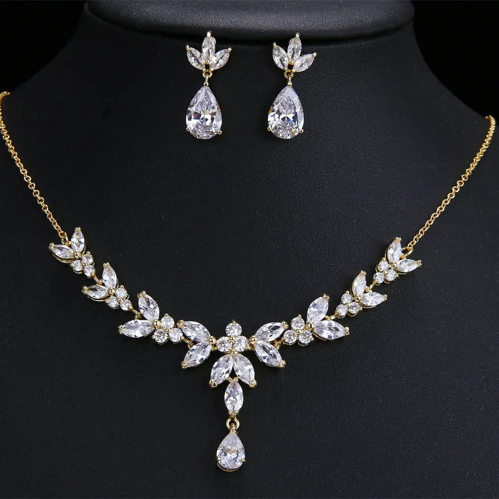 Elegant Copper & Zircon Pendant Necklace Set with Earrings - Nuriyya Bridal Accessories LLC