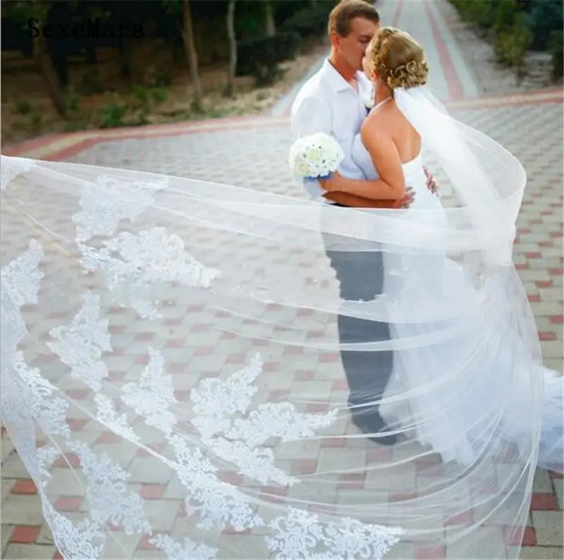 Elegant Lace White Bridal Veil | Timeless Wedding Veil Accessory - Nuriyya Bridal Accessories LLC