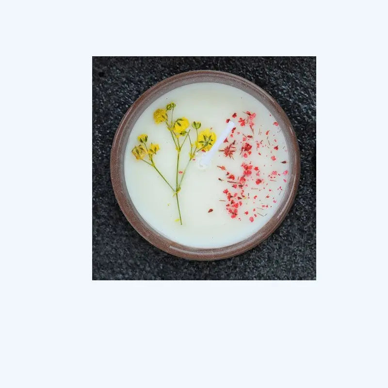 Elegant Ceramic Cup Candle with Dried Flowers & Fragrance - Nuriyya Bridal Accessories LLC