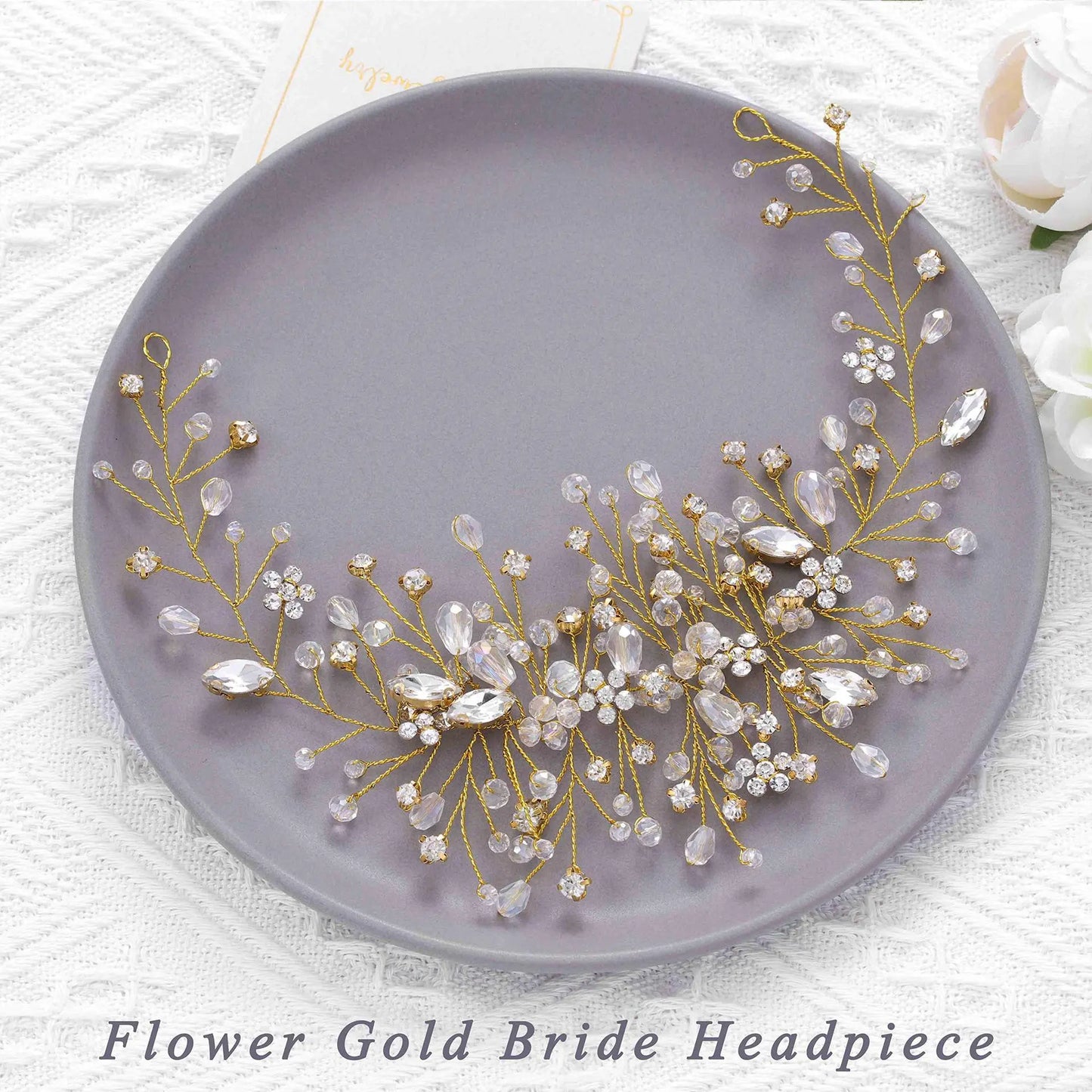 Elegant Hair accessories– Rhinestone Flower Hair Comb - Nuriyya Bridal Accessories LLC