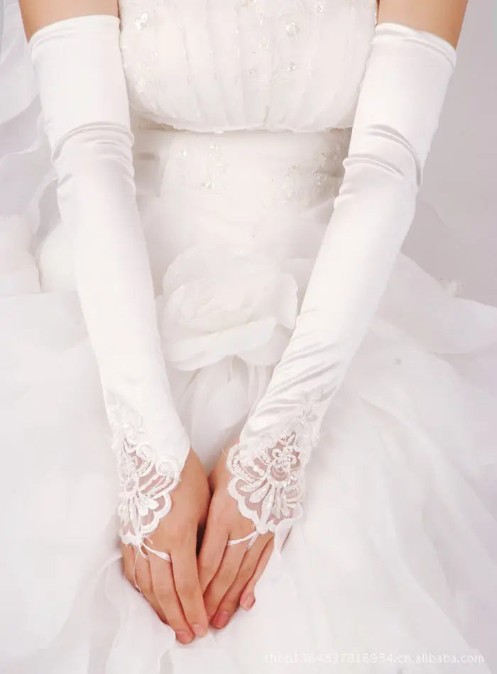 Elegant Fingerless Lace Bridal Gloves – Satin Wedding Accessories for Women - Nuriyya Bridal Accessories LLC